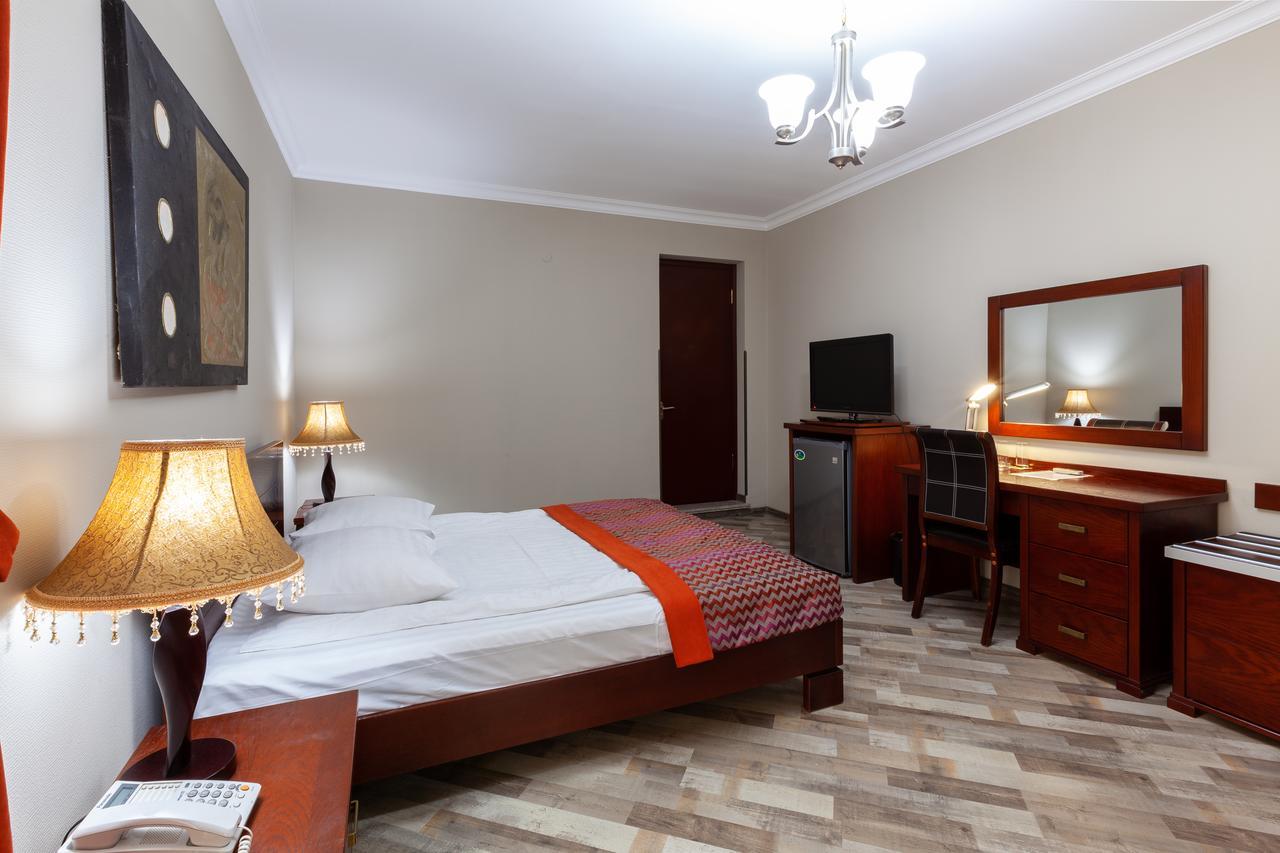 Penthouse Hotel Tbilisi Exteriör bild