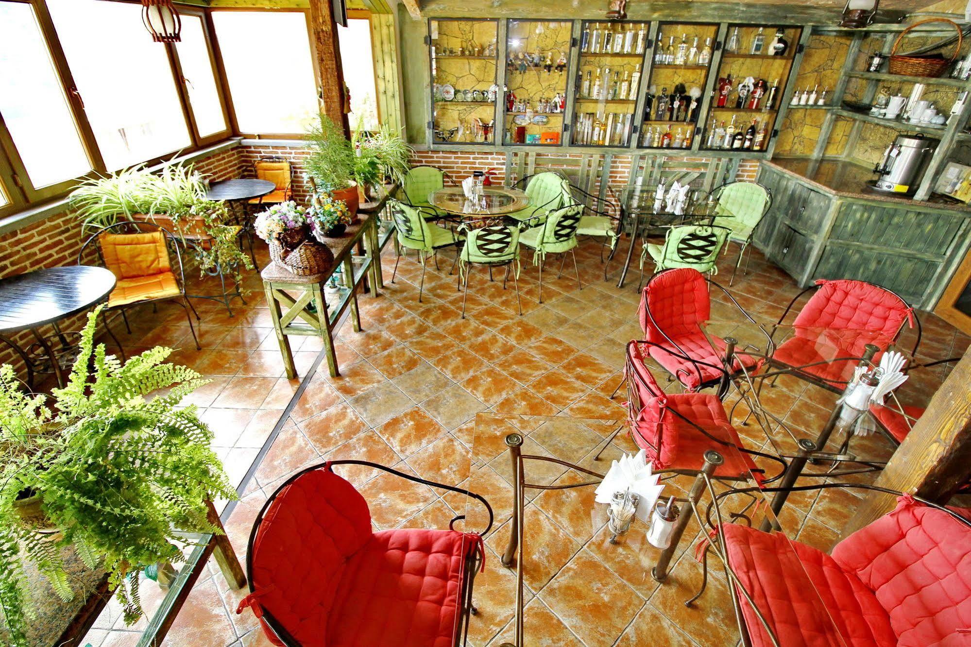 Penthouse Hotel Tbilisi Exteriör bild