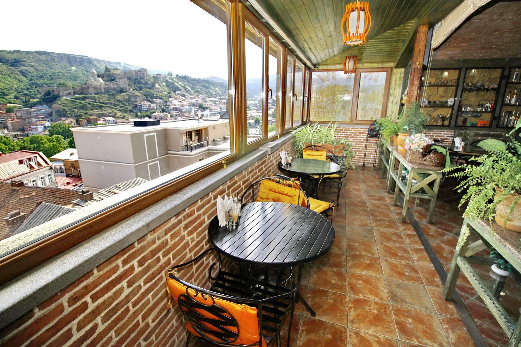 Penthouse Hotel Tbilisi Exteriör bild